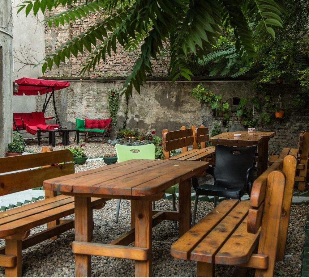 White Owl Hostel Βελιγράδι Εξωτερικό φωτογραφία